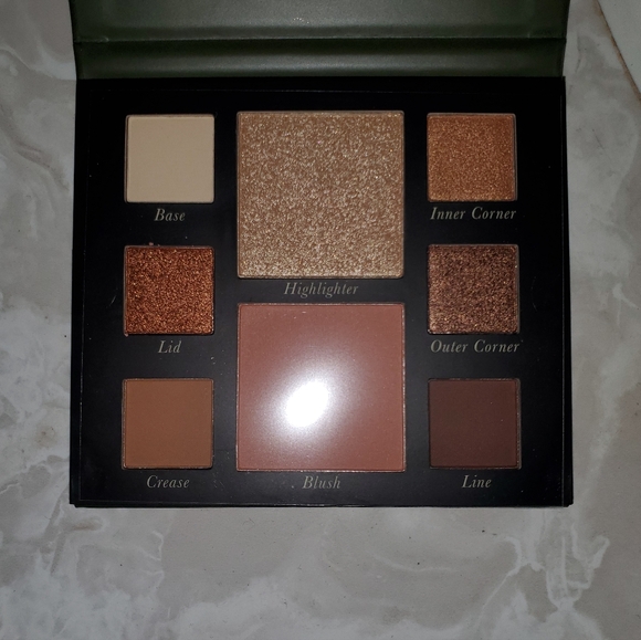 2 LAURA GELLER Full Face Palettes - Picture 4 of 10